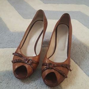 Solo Femme Peep Toe Heels